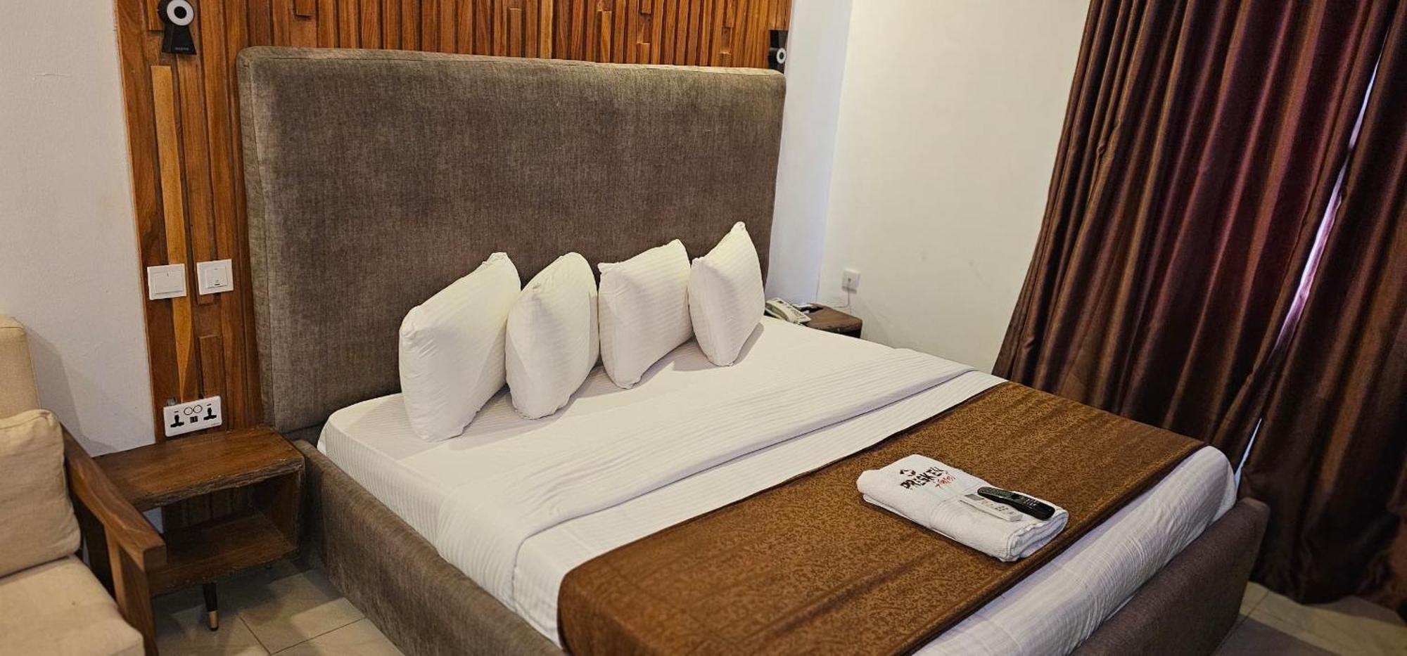 Presken Hotels Ikoyi Лагос Екстериор снимка